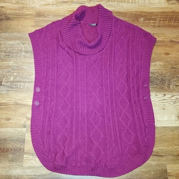 Styles &CO OVER SIZED Sweater buttons on sides - Picture 1 of 11